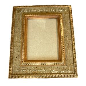 Elegant Gold and Cream Picture Frame with Baroque Accents